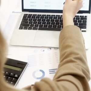 CRM fácil para pymes y seguimiento comercial